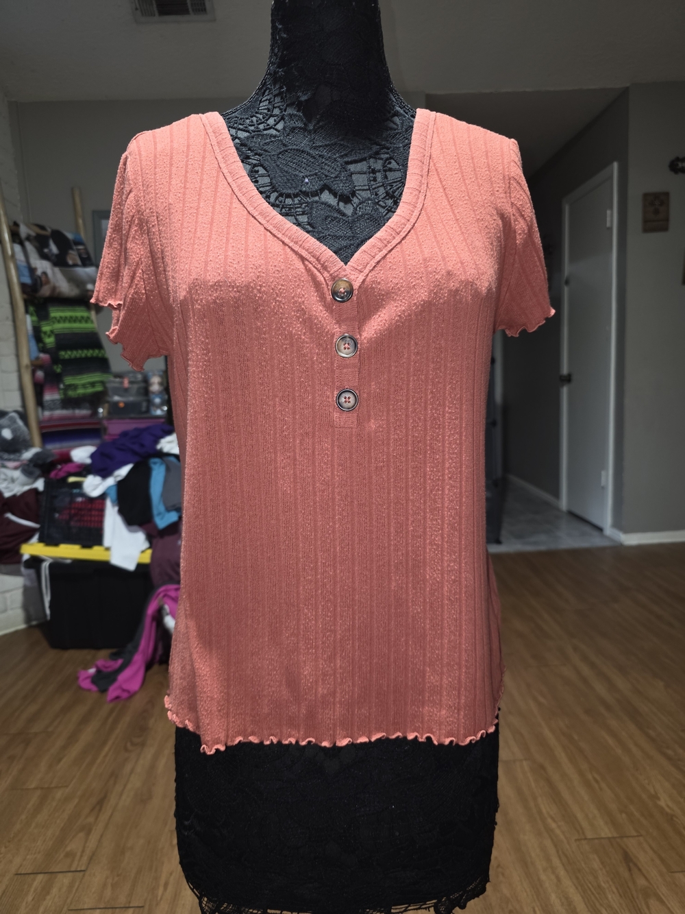 No Boundaries Coral Ribbed V-Neck Button Short Sleeve Top